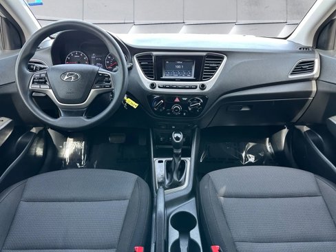 Used 2020 Hyundai Accent SE image 12