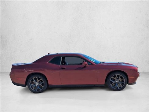 Used 2018 Dodge Challenger SXT Plus image 4