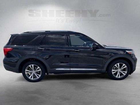 Certified 2020 Ford Explorer Platinum w/ Premium Technology Package image 4