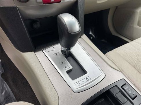 Used 2013 Subaru Outback 2.5i Premium w/ All-Weather Pkg image 24