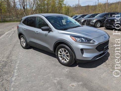 Used 2022 Ford Escape SE image 7