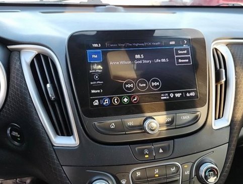 Used 2023 Chevrolet Malibu LT image 8
