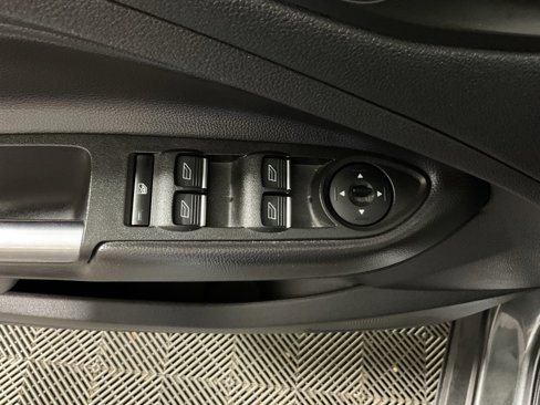 Used 2017 Ford Escape SE w/ Equipment Group 201A image 17