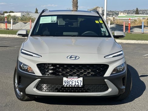 Used 2022 Hyundai Kona SEL w/ Convenience Package image 2