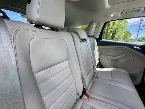 Used 2018 Ford Escape Titanium w/ Ford Safe & Smart Package image 15