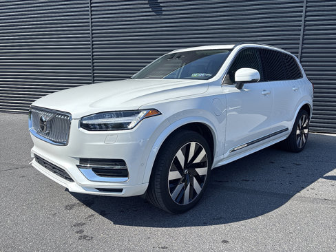 Used 2024 Volvo XC90 T8 Plus w/ Protection Package Premier image 1