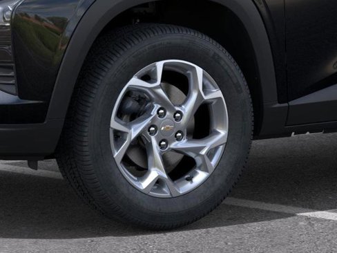 New 2025 Chevrolet Trax LS image 9