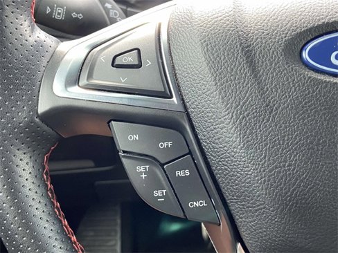 Used 2022 Ford Edge ST-Line image 17