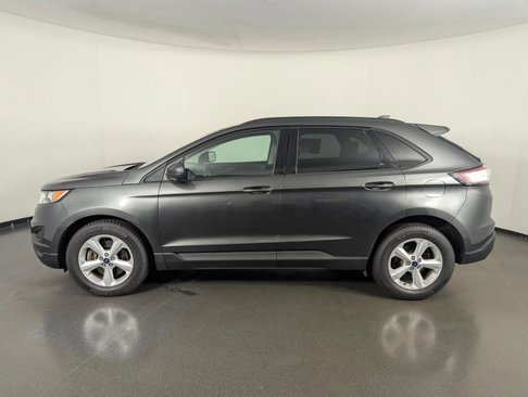 Used 2018 Ford Edge SE image 5