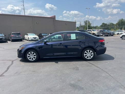 Used 2024 Toyota Corolla LE image 12