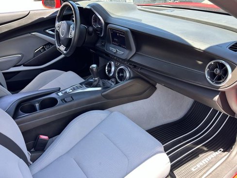 Used 2022 Chevrolet Camaro LT image 35