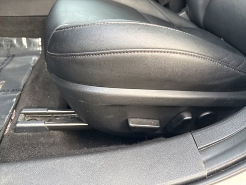 Used 2023 MAZDA MAZDA3 s image 18