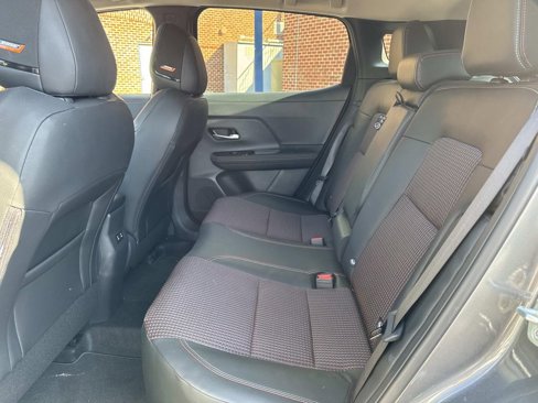 Used 2025 Nissan Kicks SR w/ SR Premium Package image 11