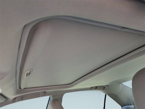 Used 2012 Toyota Camry XLE image 19