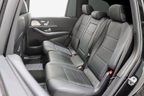 Used 2021 Mercedes-Benz GLS 450 4MATIC image 32