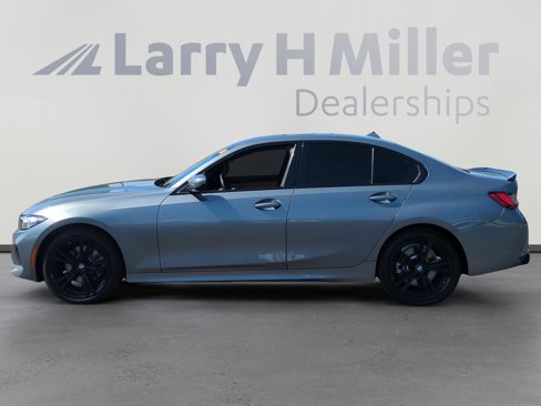 Used 2023 BMW 330i Sedan w/ Convenience Package image 2