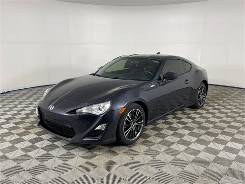 Used 2015 Scion FR-S image 1
