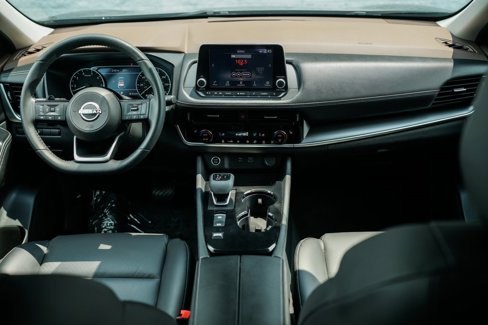 Used 2023 Nissan Rogue SV image 20