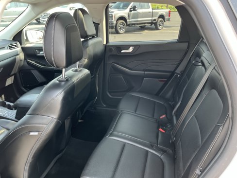Certified 2022 Ford Escape SEL w/ Technology Package image 10