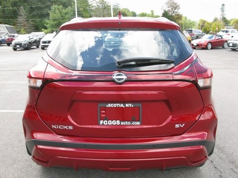 Used 2024 Nissan Kicks SV image 5