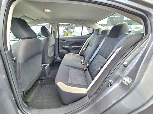 Used 2021 Nissan Versa SV image 14
