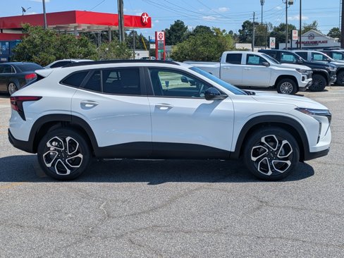 New 2025 Chevrolet Trax RS w/ Driver Confidence Package image 3