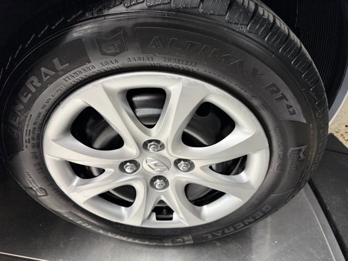 Used 2013 Hyundai Accent GLS image 20
