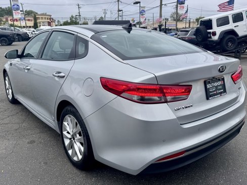 Used 2016 Kia Optima EX w/ Premium Package image 5