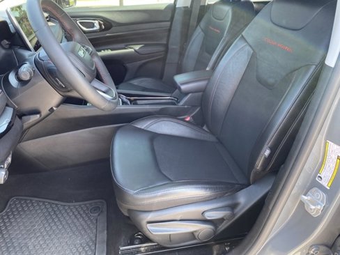 Used 2022 Jeep Compass Trailhawk image 9