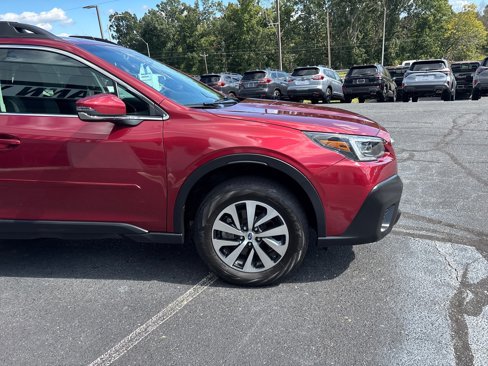 Certified 2021 Subaru Outback Premium image 5
