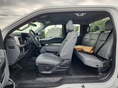 New 2024 Ford F450 XL image 7