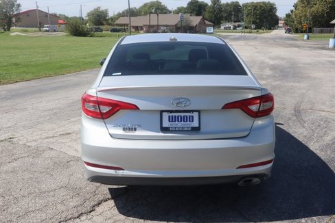 Used 2016 Hyundai Sonata SE image 16