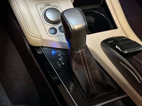 Used 2016 Lexus ES 300h image 20