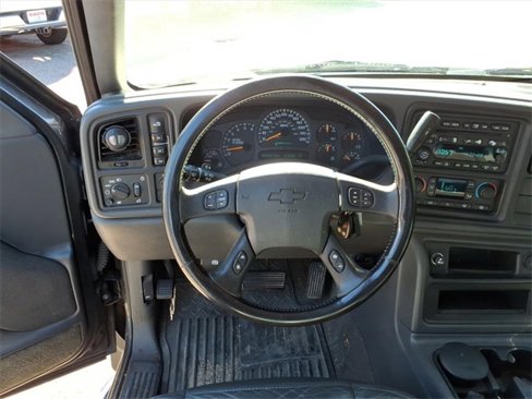 Used 2003 Chevrolet Silverado 2500 LT image 14