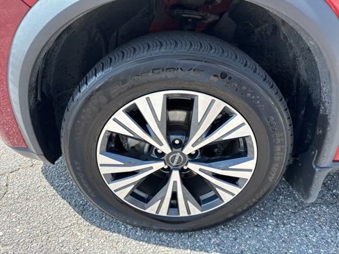Used 2022 Nissan Rogue SV image 10