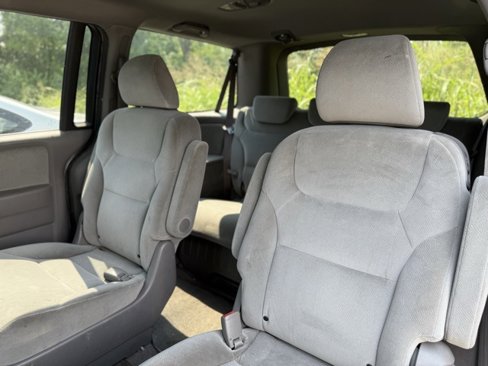 Used 2010 Honda Odyssey LX image 7