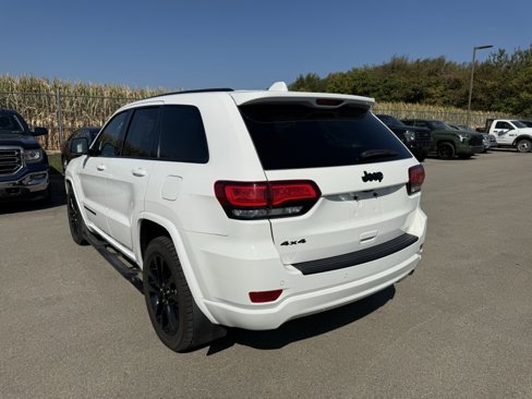 Used 2019 Jeep Grand Cherokee Altitude image 8