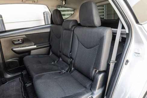 Used 2017 Toyota Prius V Three image 12
