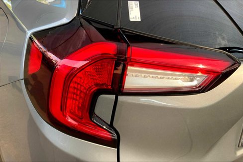 Used 2023 GMC Terrain SLT image 28