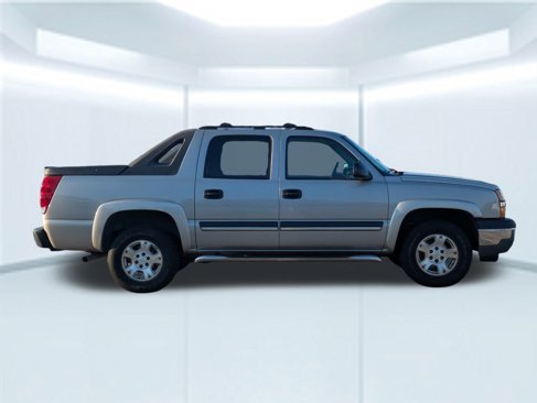 Used 2005 Chevrolet Avalanche Z66 w/ Preferred Equipment Group image 8