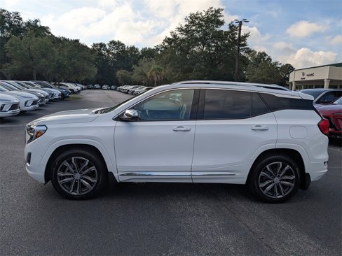Used 2019 GMC Terrain Denali w/ Advanced Safety Package image 7
