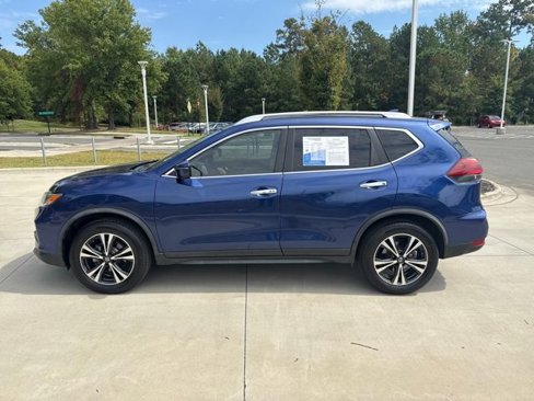 Used 2020 Nissan Rogue SV w/ Premium Package image 5