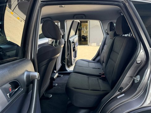 Used 2010 Honda CR-V LX image 11