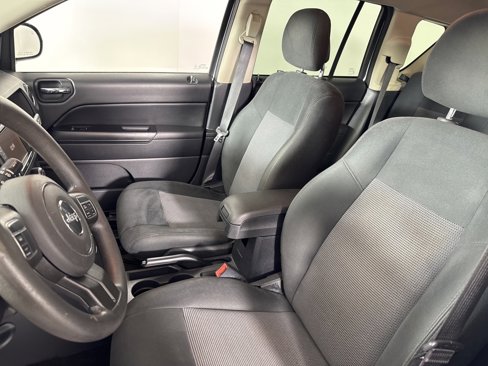 Used 2016 Jeep Compass Sport w/ Power Value Group image 14