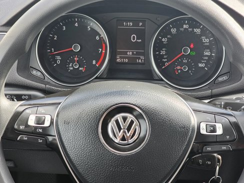 Used 2016 Volkswagen Passat 1.8T S image 10