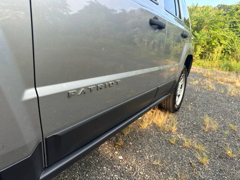 Used 2016 Jeep Patriot Sport image 9