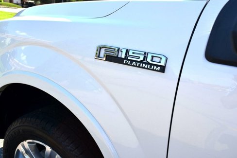Used 2015 Ford F150 Platinum w/ Equipment Group 701A Luxury image 9