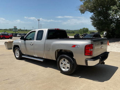 Used 2008 Chevrolet Silverado 1500 LTZ w/ Suspension Package, Off-Road image 7
