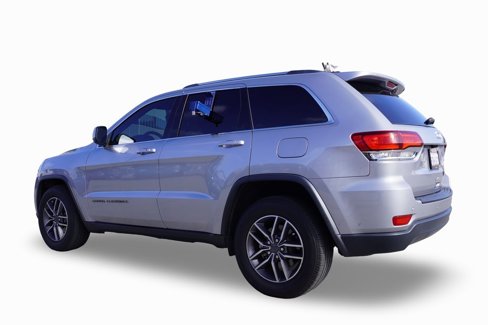 Used 2020 Jeep Grand Cherokee Laredo w/ Laredo X Package image 3