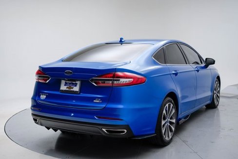 Used 2020 Ford Fusion SE image 6